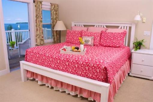 фото отеля The Edgewater Resort Ephraim