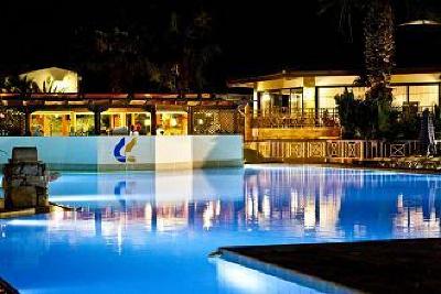 фото отеля Golden Coast Hotel & Bungalows
