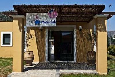 фото отеля Golden Coast Hotel & Bungalows