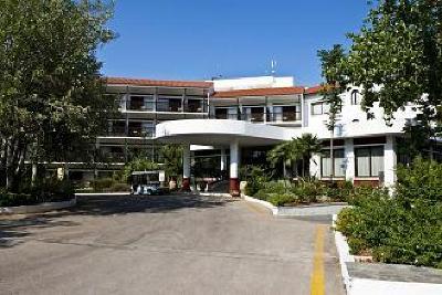 фото отеля Golden Coast Hotel & Bungalows