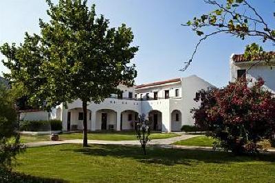 фото отеля Golden Coast Hotel & Bungalows