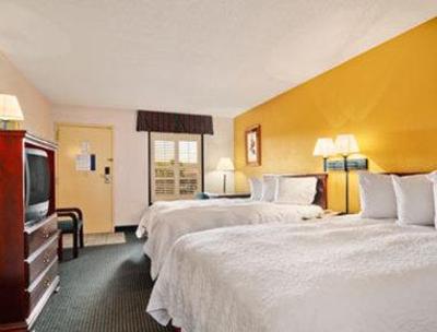 фото отеля Days Inn Marianna