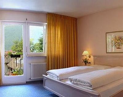 фото отеля Hotel Weingarten