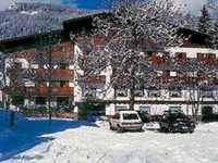 Hotel Laurino Pozza di Fassa