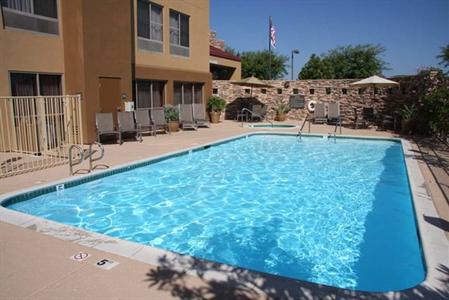 фото отеля Hampton Inn San Marcos