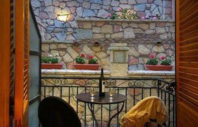 фото отеля Pitho Rooms