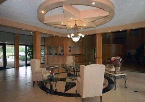 фото отеля Econo Lodge & Suites Orange