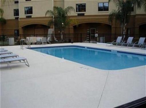 фото отеля Crestwood Suites Lakeland