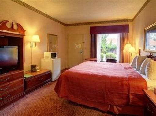 фото отеля Quality Inn Douglasville