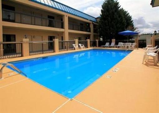 фото отеля Quality Inn Douglasville