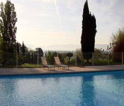 фото отеля LHR Hostellerie la Cardinale Le Pouzin