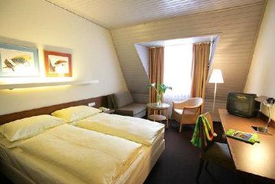 фото отеля BEST WESTERN Hotel Sonne