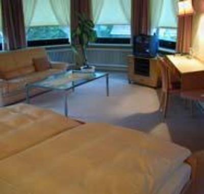 фото отеля Adler Hotel Lichtenstein