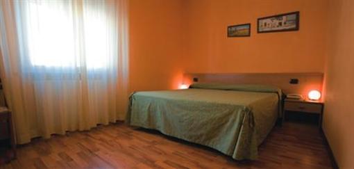 фото отеля Hotel Bernardino
