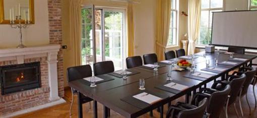 фото отеля Badhotel Renesse