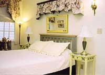 фото отеля The Cypress Inn