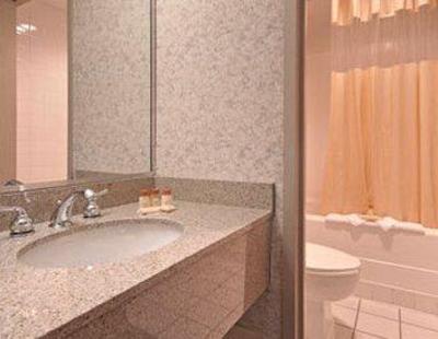 фото отеля Econo Lodge Danvers