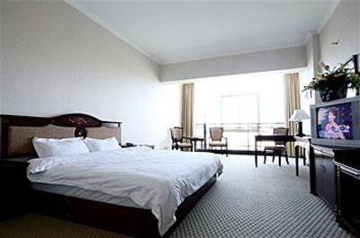 фото отеля Jiang Bin Holiday Hotel