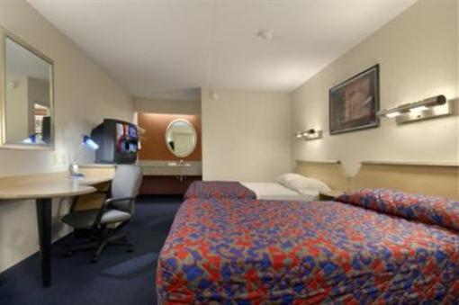 фото отеля Red Roof Inn Dayton North Airport