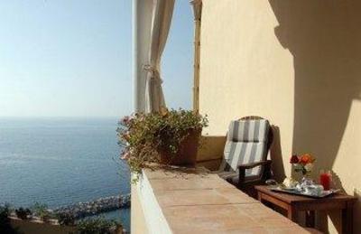 фото отеля Hotel La Casa sul Mare