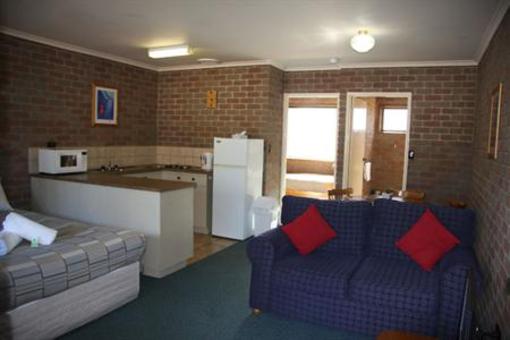 фото отеля Bindaree Motel and Caravan Park