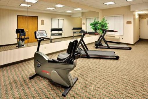 фото отеля Holiday Inn Express Hotel & Suites Findley Lake