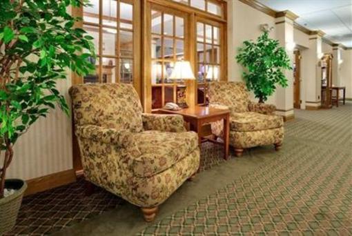 фото отеля Holiday Inn Express Hotel & Suites Findley Lake