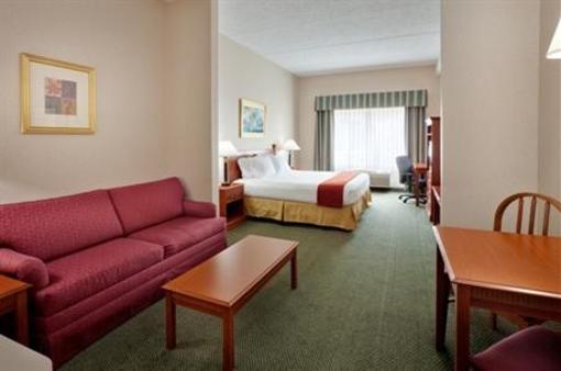 фото отеля Holiday Inn Express Hotel & Suites Findley Lake