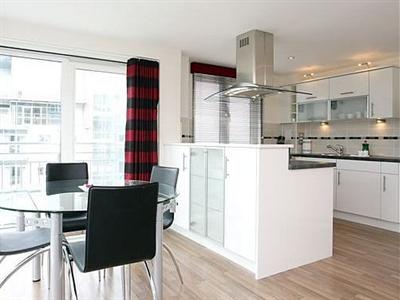 фото отеля Kepplestone Manor Luxury Serviced Apartments Aberdeen