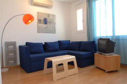 фото отеля BarcelonaForRent Sants Apartments