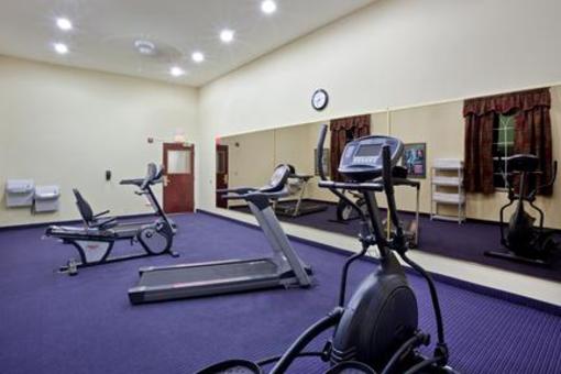 фото отеля Holiday Inn Express Hotel & Suites Pampa