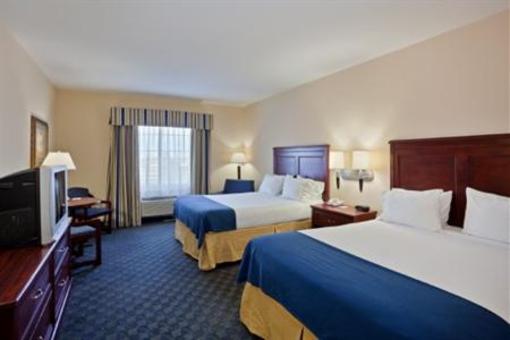 фото отеля Holiday Inn Express Hotel & Suites Pampa