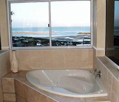 фото отеля Aqua Dreams Premier Guesthouse Plettenberg Bay
