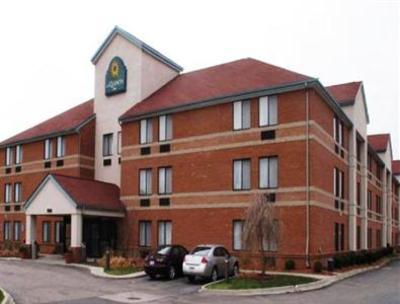фото отеля Holiday Inn Express Romulus Detroit Airport