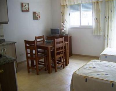 фото отеля Apartamentos El Barrio Nerja