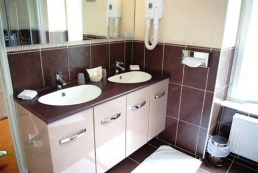 фото отеля Hotel Beausejour