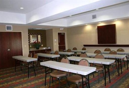 фото отеля Hampton Inn & Suites West Point