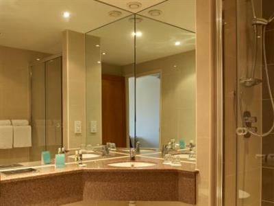 фото отеля Mercure Cardiff Centre