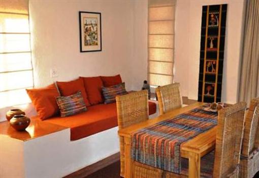 фото отеля Madi A Thavha Mountain Lodge