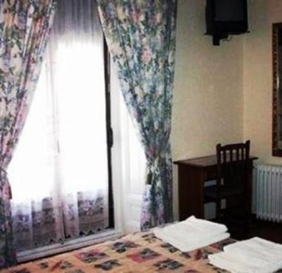 фото отеля AWA Hostel City Center Madrid