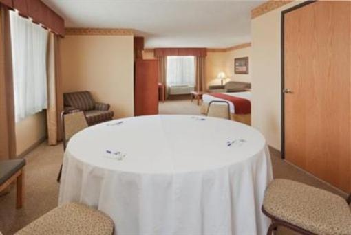 фото отеля Holiday Inn Express Livermore