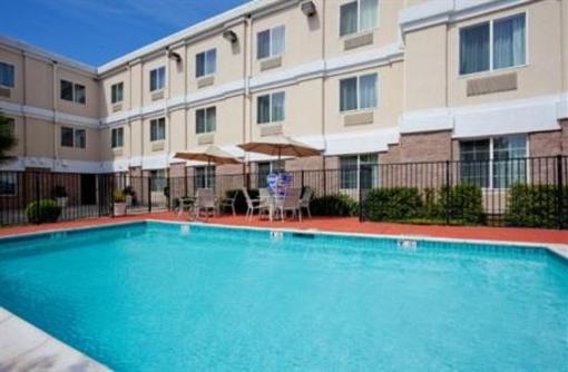 фото отеля Holiday Inn Express Livermore