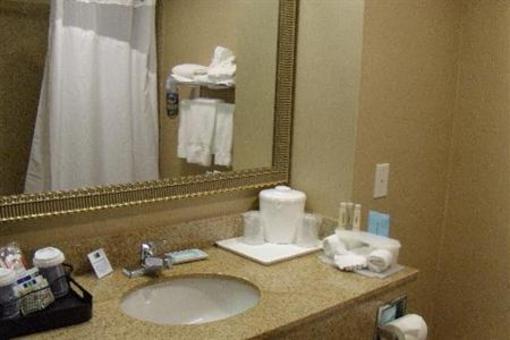 фото отеля Holiday Inn Express Livermore