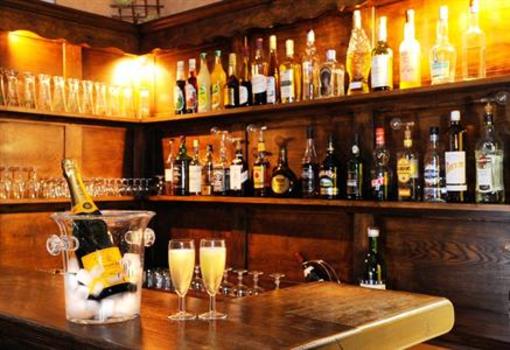 фото отеля Hotel Des Grands Vins