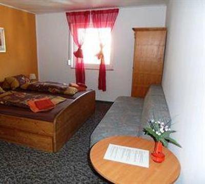 фото отеля Hotel im Rheintal