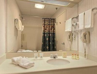 фото отеля Days Inn Windsor Locks at Bradley International Airport