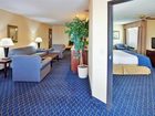 фото отеля Holiday Inn Express Hotel & Suites Lincoln North