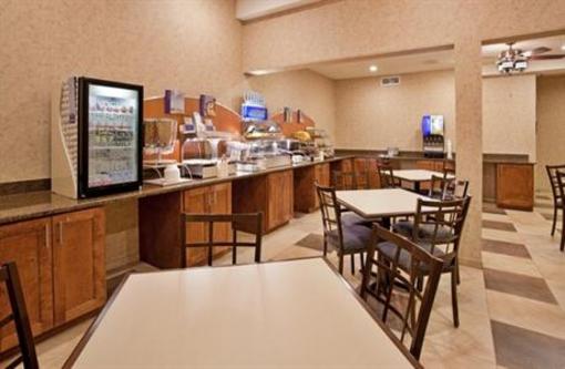 фото отеля Holiday Inn Express Junction City KS