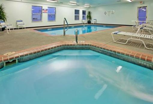 фото отеля Holiday Inn Express Junction City KS