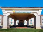 фото отеля Comfort Inn & Suites Lancaster (California)